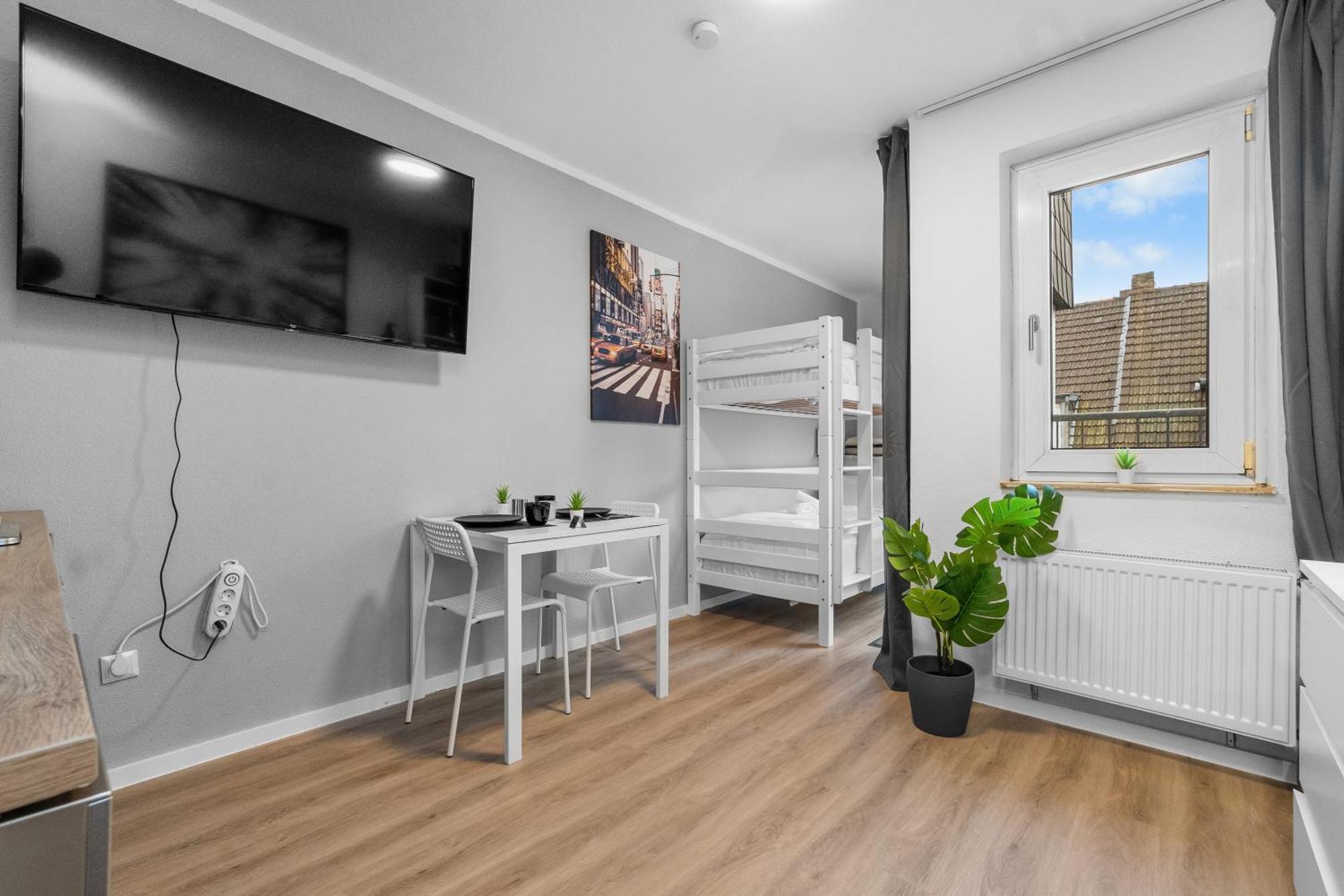 Messe, Monteure, Budget - Einfache Komfortable 2 Personen Wohnung 杜伊斯堡 外观 照片