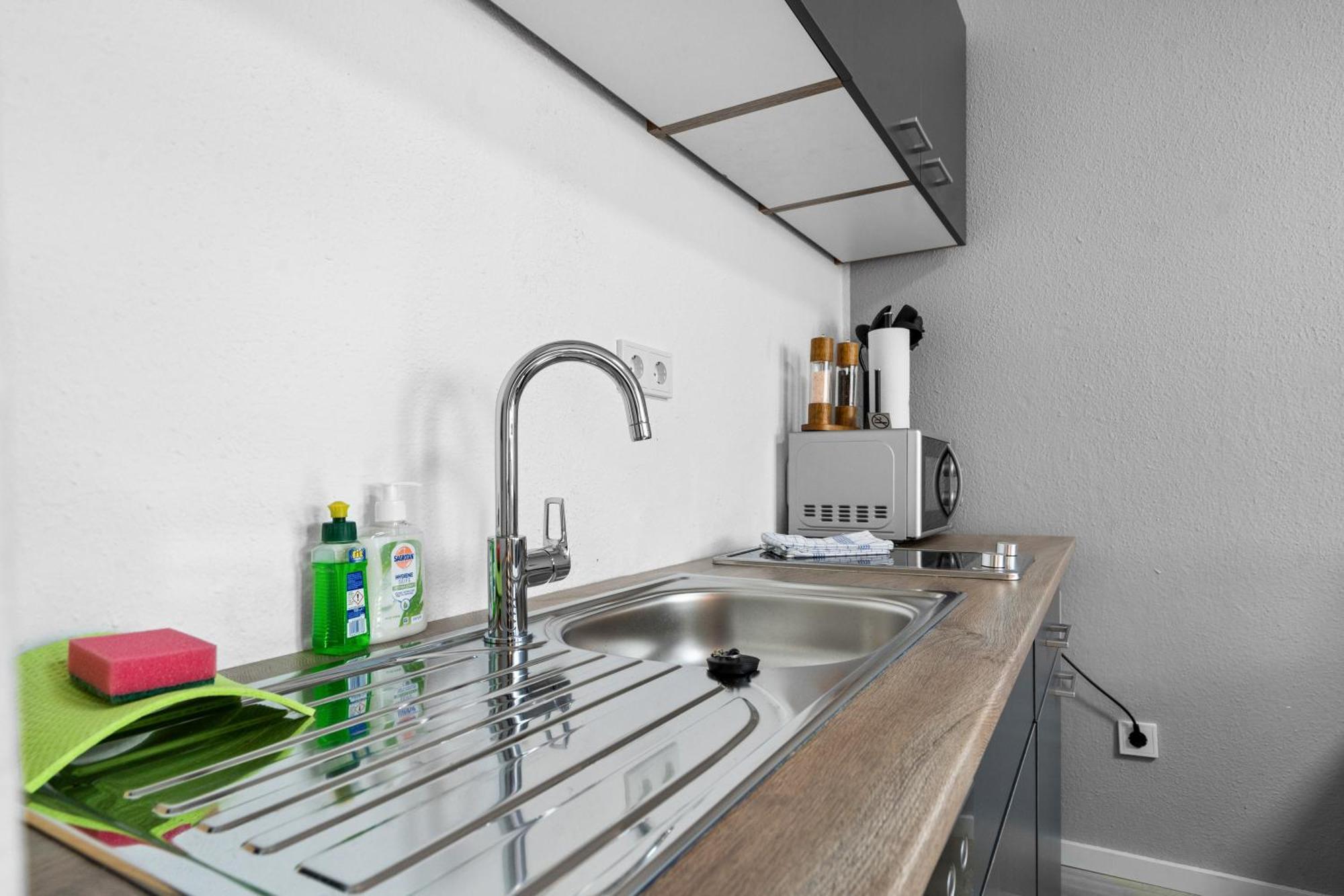 Messe, Monteure, Budget - Einfache Komfortable 2 Personen Wohnung 杜伊斯堡 外观 照片